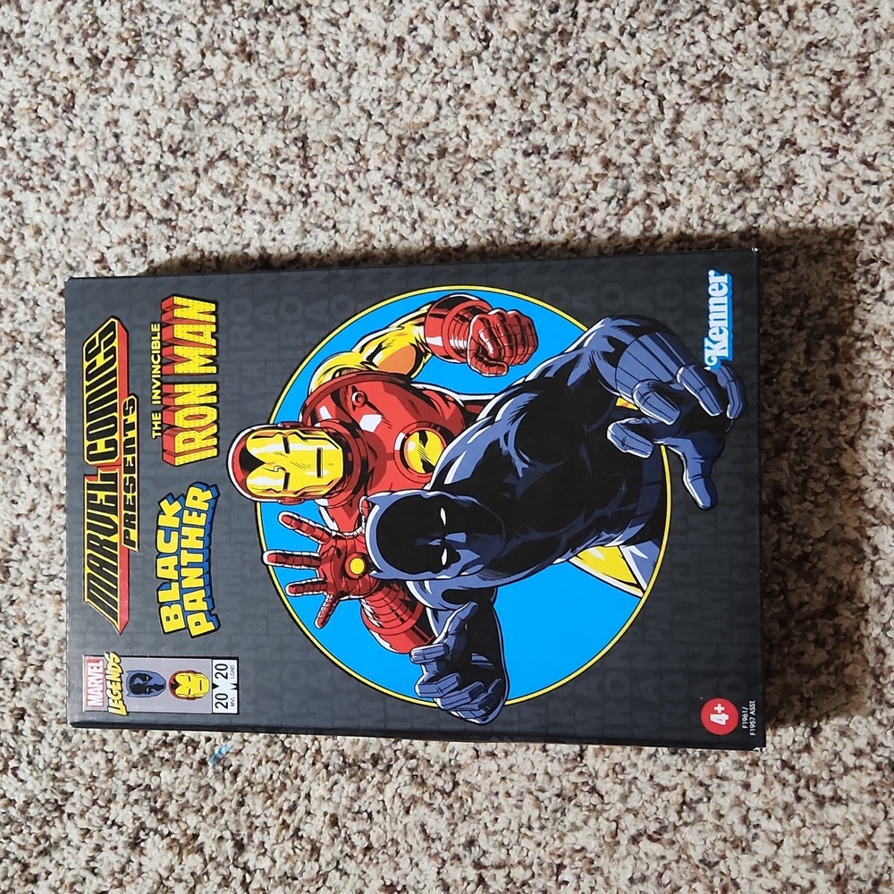 Marvel Legends Action Figures Iron Man & Black Panther